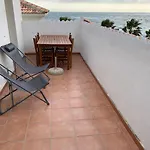 Apartment Les Pieds Dans L'eau En Corse ! *