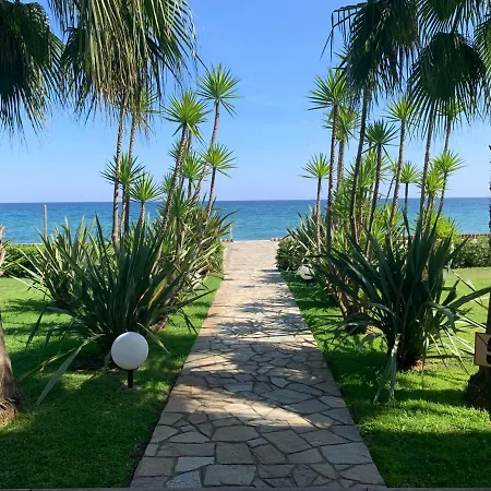 Les Pieds Dans L'eau En Corse ! Apartamento