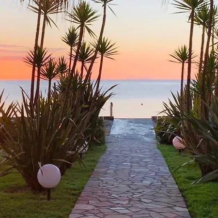 Les Pieds Dans L'eau En Corse ! Apartamento *