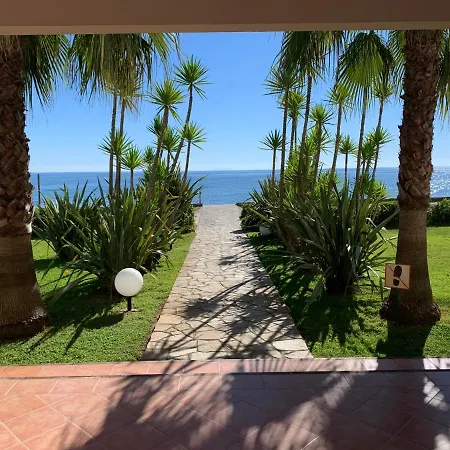 Apartamento Les Pieds Dans L'eau En Corse !