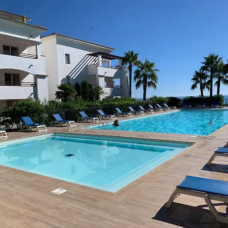 Apartment Les Pieds Dans L'eau En Corse ! *