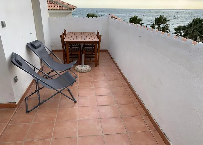 Apartment Les Pieds Dans L'eau En Corse ! *